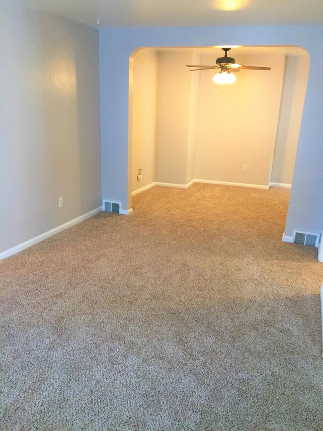 Building Photo - 76 1st St