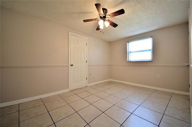 Building Photo - 13738 Melanie Ave