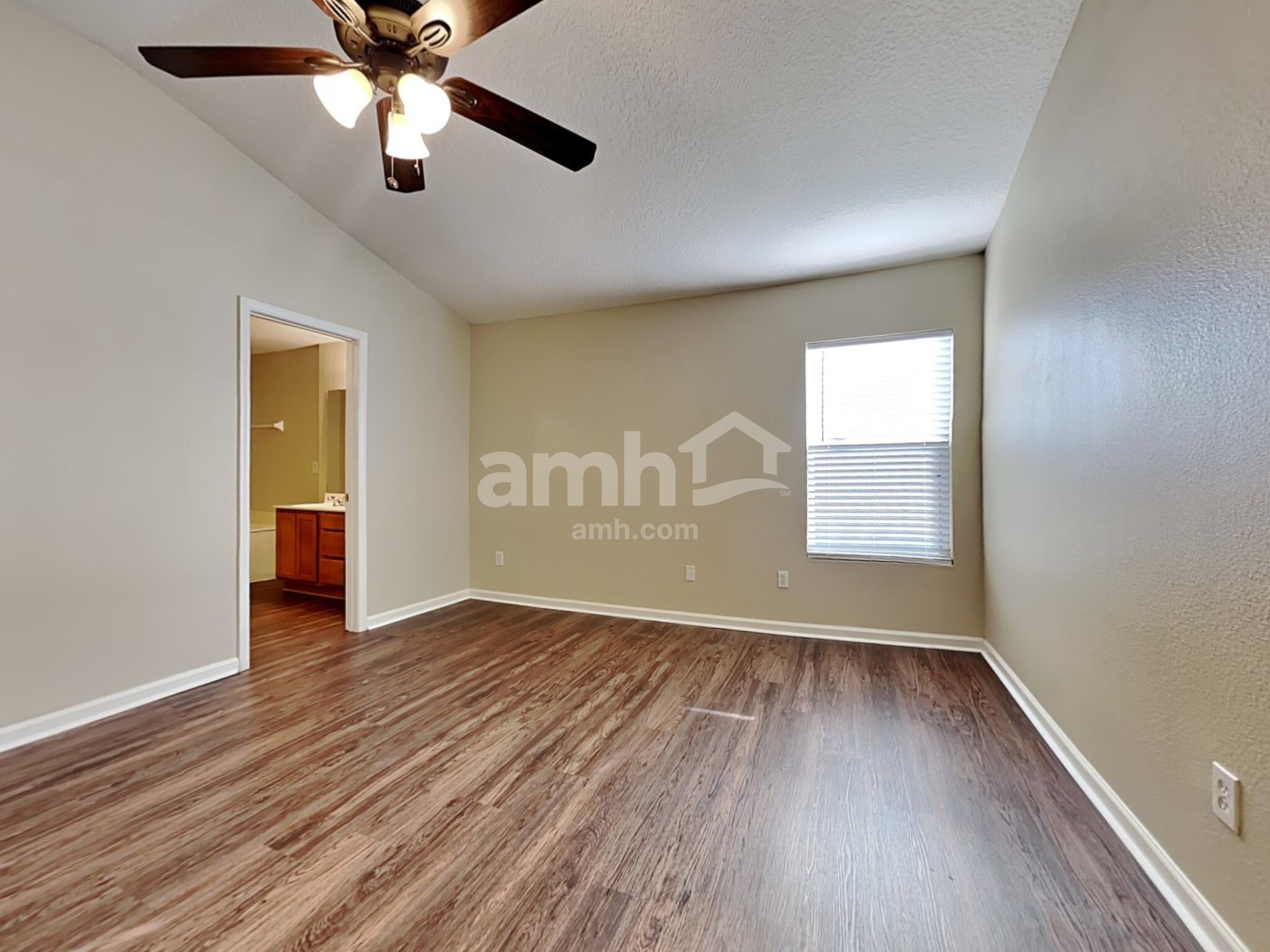 Building Photo - 1927 River Rock Rd