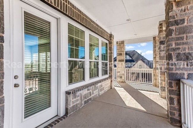 Building Photo - Live Elevated in the Heart of Viridian – S...