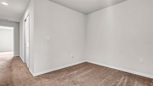 Building Photo - 9153 Hillcroft Dr