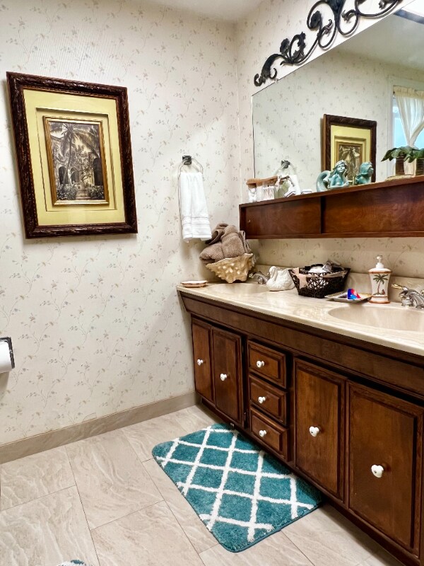 Building Photo - 3708 Linda Vista Dr