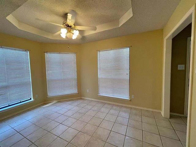 Building Photo - 1609 Kennedy Dr