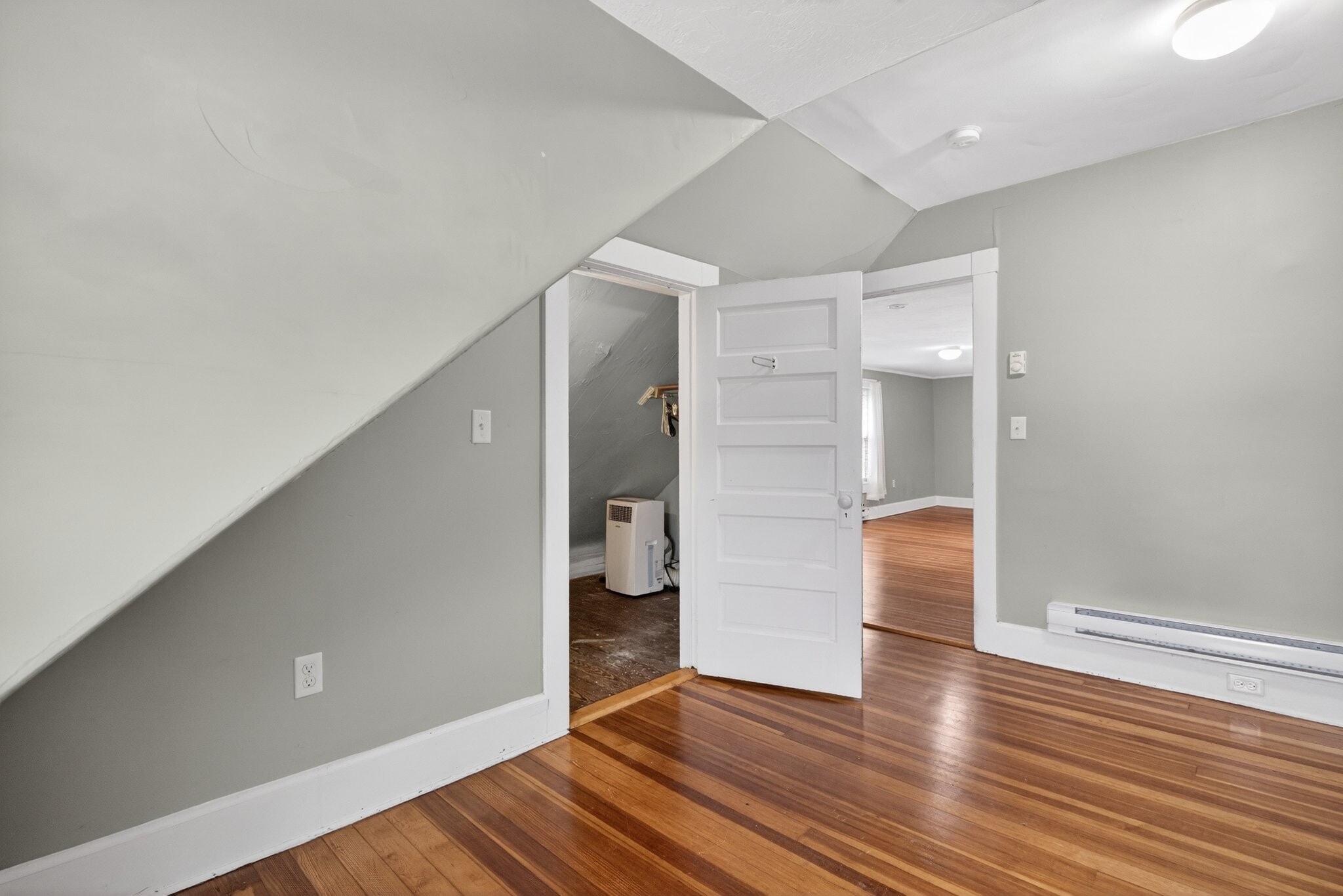 Building Photo - 46 Peirce St