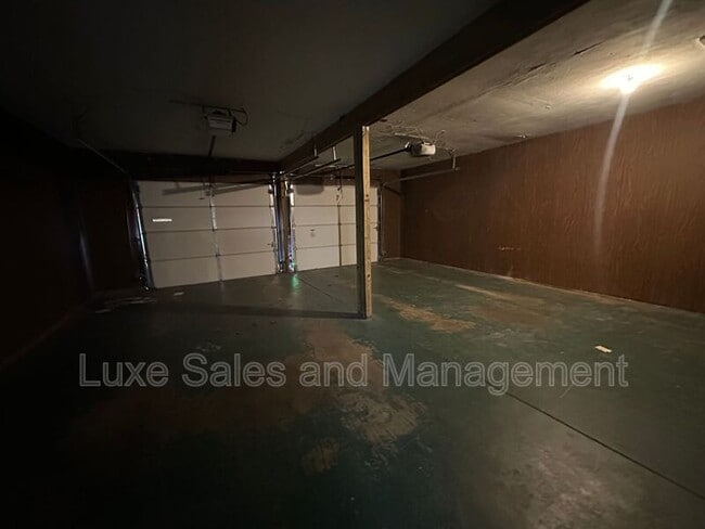 Building Photo - 2518 NW 62nd St