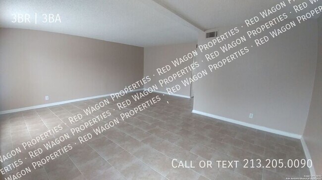 Building Photo - 6605 Spring Hurst Dr