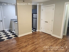 Building Photo - 2351 Felicity Cir