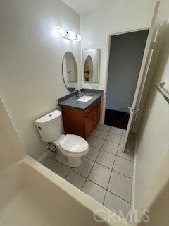 Building Photo - 11 Calandria