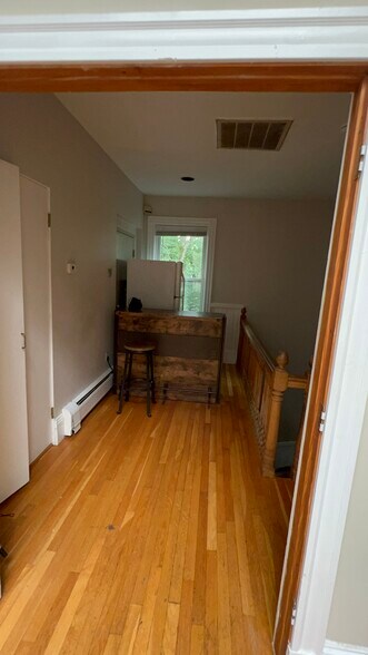 Building Photo - 1000 Memorial Dr