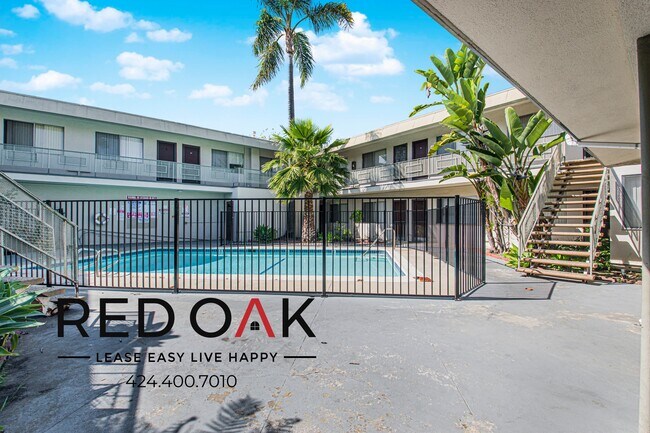 Building Photo - 12211 S Manor Dr