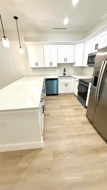 Building Photo - 1043 Albany Ave