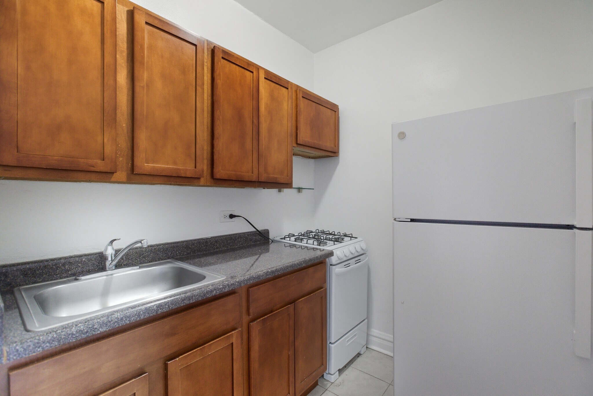Building Photo - 4827 N Damen Ave