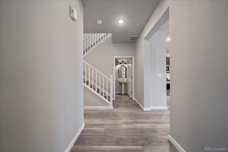 Building Photo - 14605 E Belleview Dr