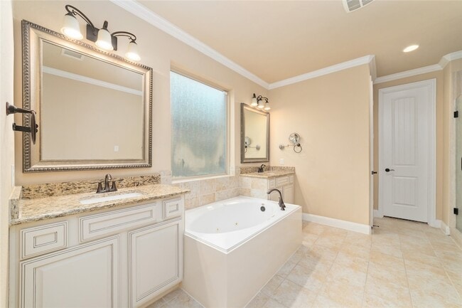 Building Photo - 5618 Little Creek Ct