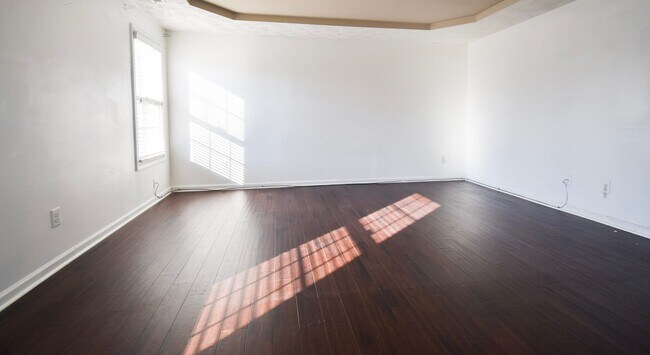 Building Photo - Coming Soon-4 Bedroom 2 Bathroom, Small Pets Considered
