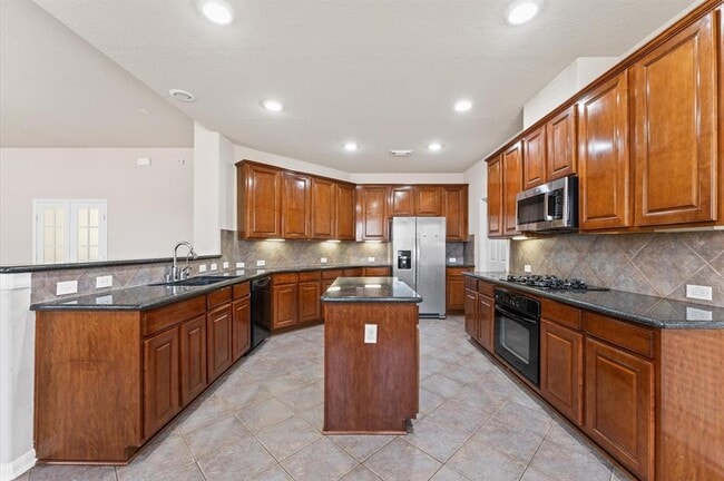 Building Photo - 7303 Enchanted Rock Ln