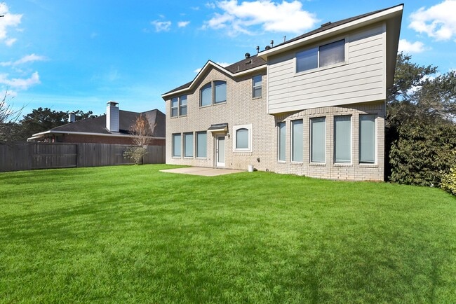 Building Photo - 21823 Mystic Point Ct