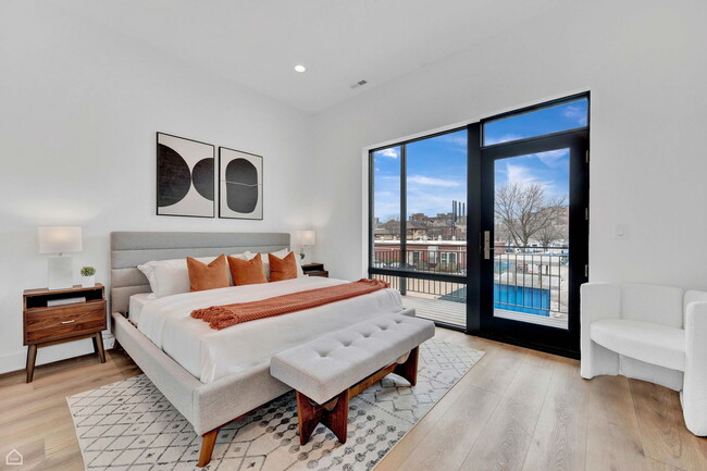 Building Photo - 1304 S Ashland Ave