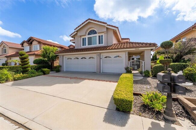 Building Photo - 28426 Rancho Grande