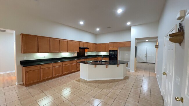 Building Photo - Don’t miss this opportunity to make this wonderful Menifee home your next address!