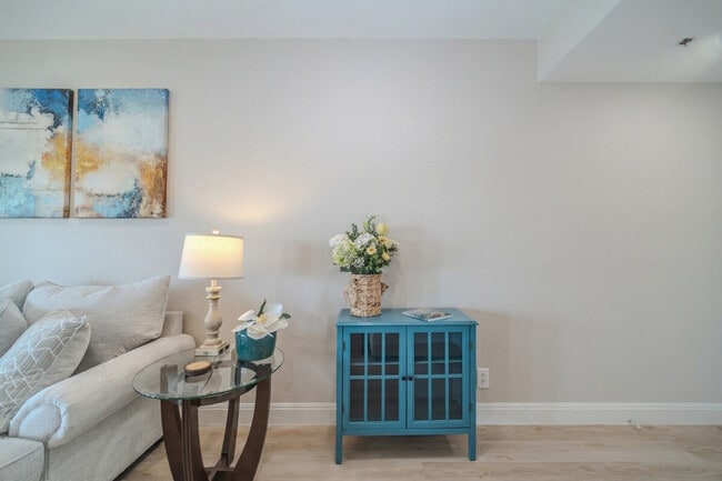 Building Photo - 3404 American Dr