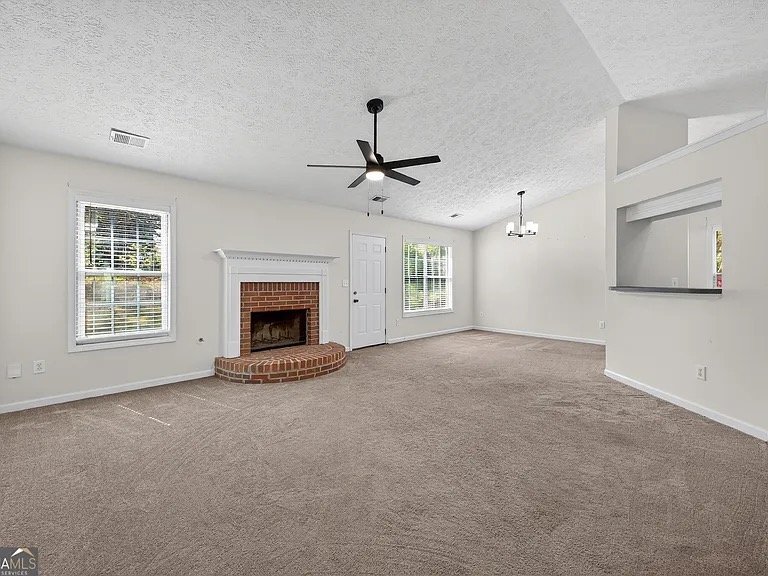 Building Photo - 222 Eagles Crest Ct