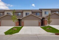 Building Photo - Destination 141