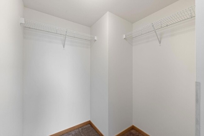 Building Photo - 740 Portland Ave