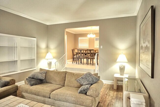 Building Photo - 2173 W Vina Del Mar Blvd