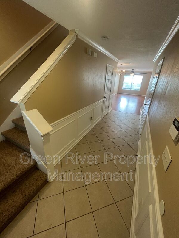 Building Photo - 1500 Calming Water Dr