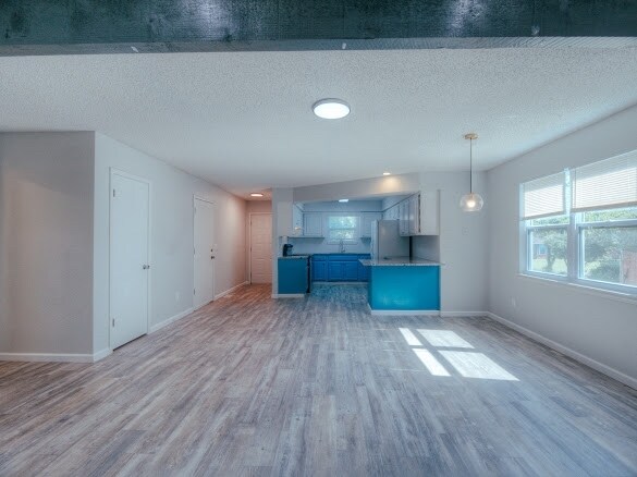 Building Photo - 6712 E 79th St