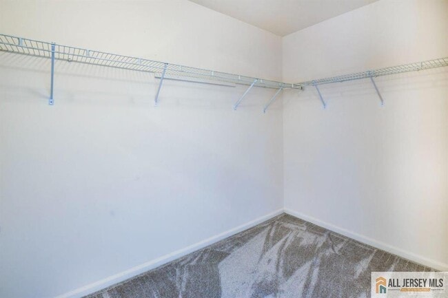 Building Photo - 1909 Tanglewood Ct