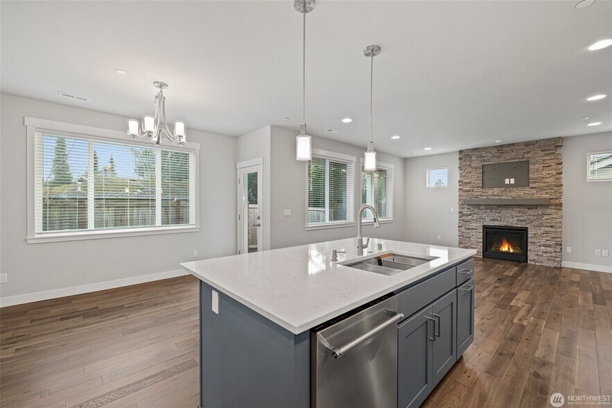 Building Photo - 1214 170th St SW