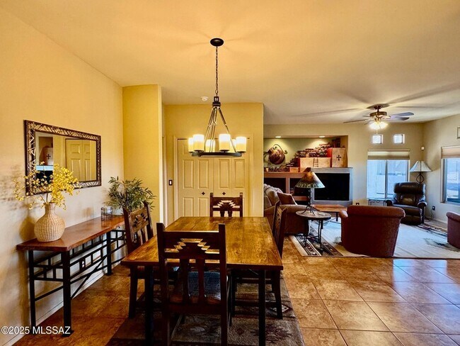 Building Photo - 655 W Vistoso Highlands Dr