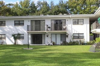 Building Photo - 2 bed, 2 bath Condo