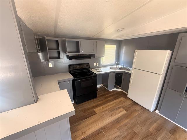 Building Photo - 541 Simmons Dr