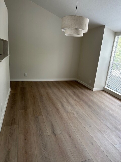 Dining Area - 2055 Ascot Dr