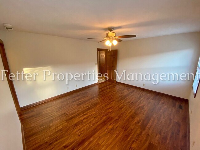Building Photo - Beautiful 3 Bedroom Northside Home!