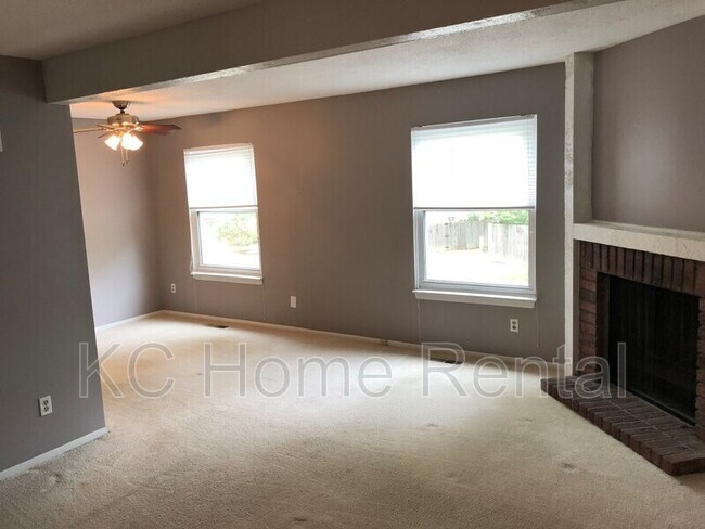 Building Photo - 8506 W 108th Pl