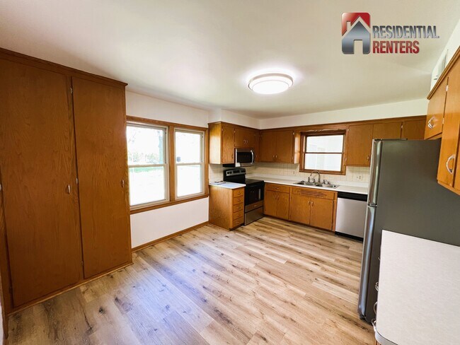 Building Photo - 2606 Good Hope Rd