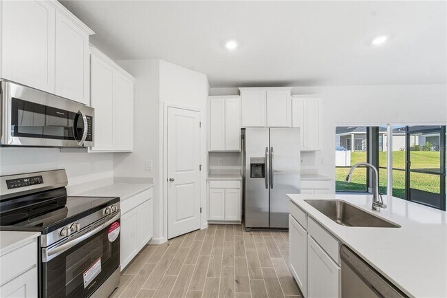 Building Photo - 6680 SW 89th Loop