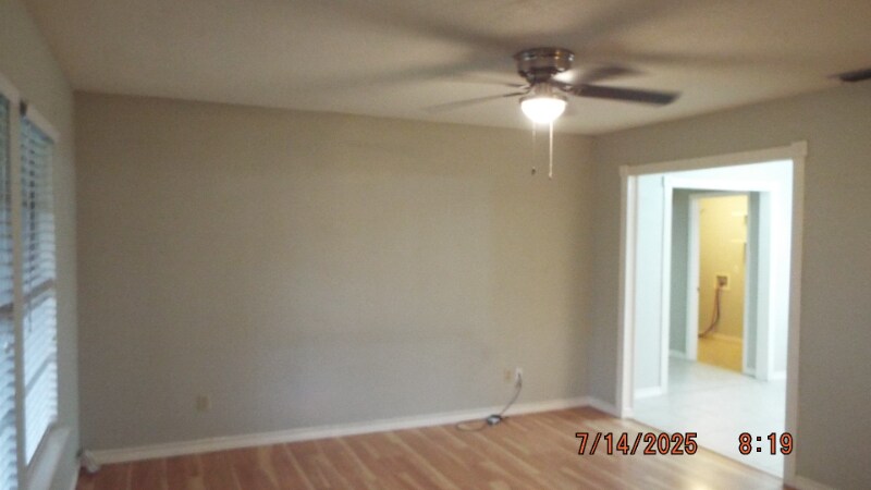 Building Photo - 126 Hillcrest Dr