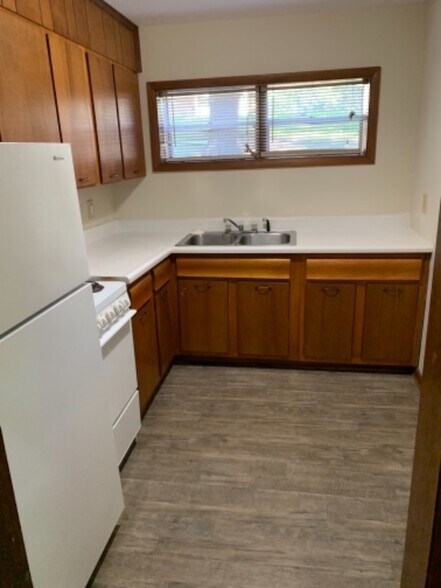 Building Photo - 241 Waddell Cir