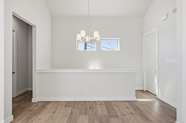 Building Photo - 2948 Alice St