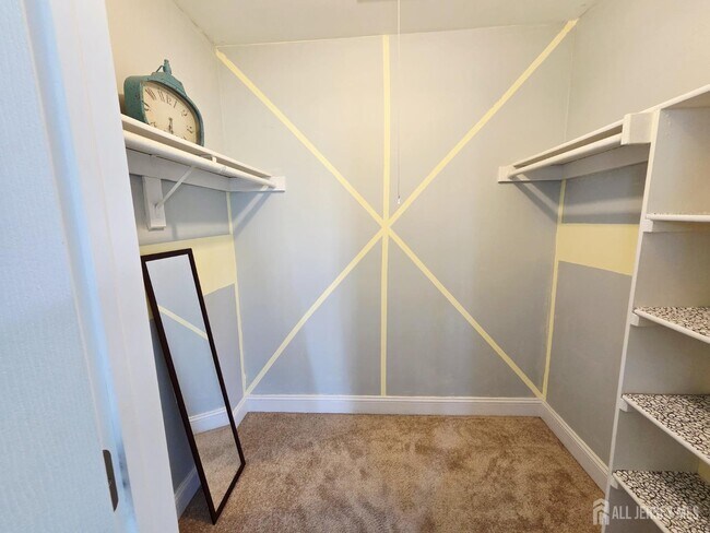 Building Photo - 8113 Tamarron Dr