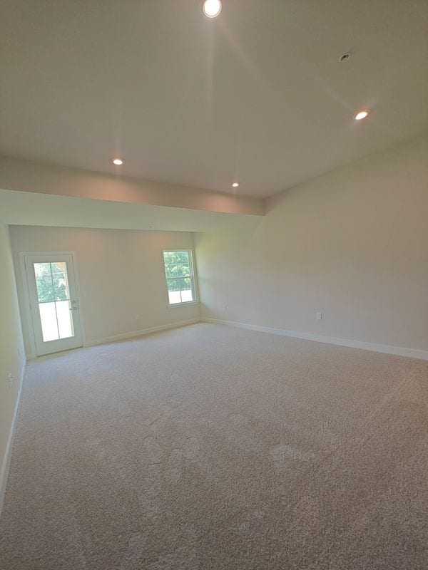 Building Photo - 131 S Durham Dr
