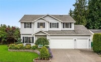 Building Photo - A Gorgeous Home with 4 Bed and 2.5 Bath