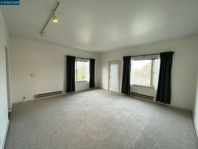 Building Photo - 216 Kentucky St