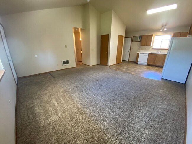 Building Photo - 1001 E 19th Ave