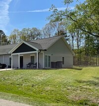 Building Photo - Irene Avenue, Duplex